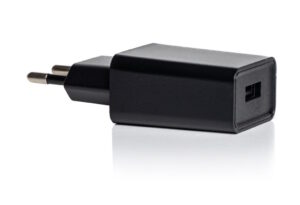 Cargador y cable de conexión